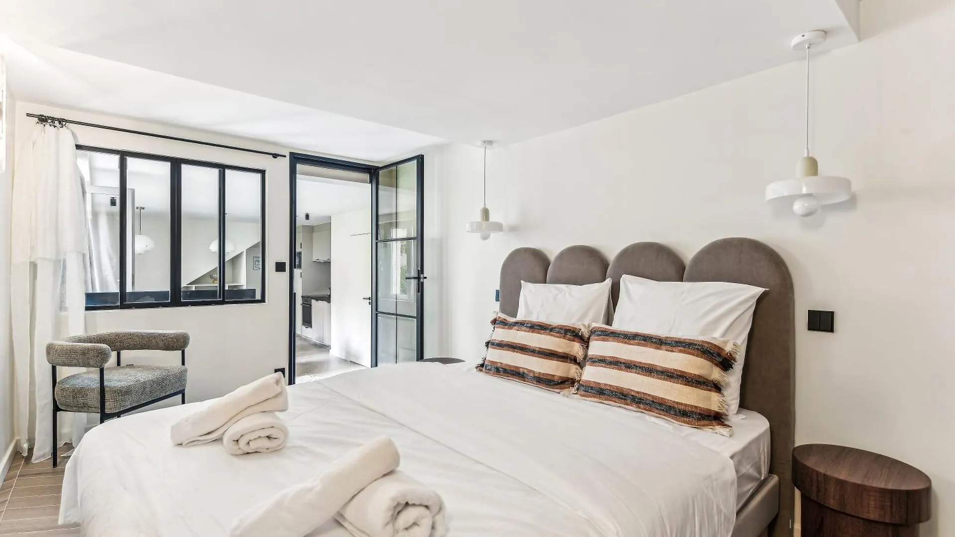 Apartment Rare Pearl-Apt D'Architecte-Auteuil Paris France